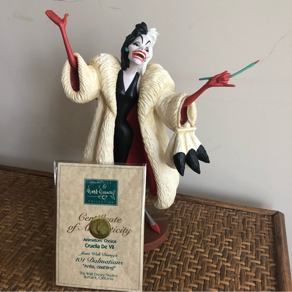 WDCC  Cruella De Vil Figurine "Anita daahling!" - Disney Ltd Edition Membership - Picture 1 of 7